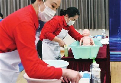 技能點亮生活，匠心筑夢未來——上海職工家政服務技能競賽決賽圓滿舉行
